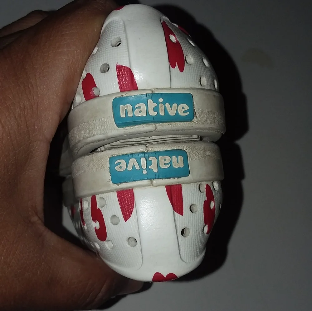 Native Shoes - Picture 5 of 7